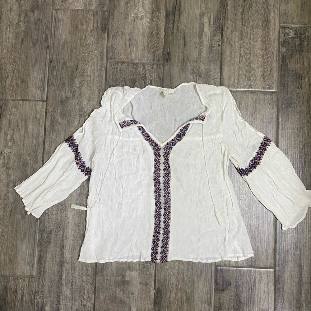 Forever 21 blouse with shoulder slits